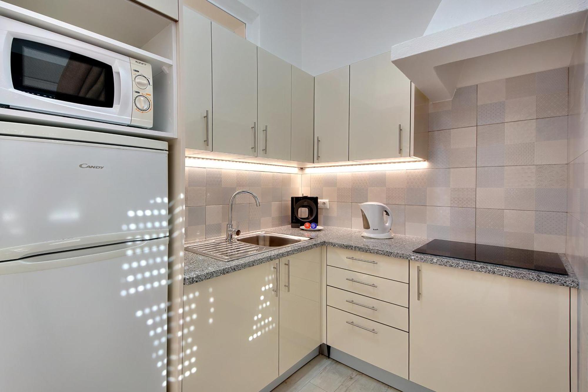 Apartamentos Tucha Albufeira Luaran gambar