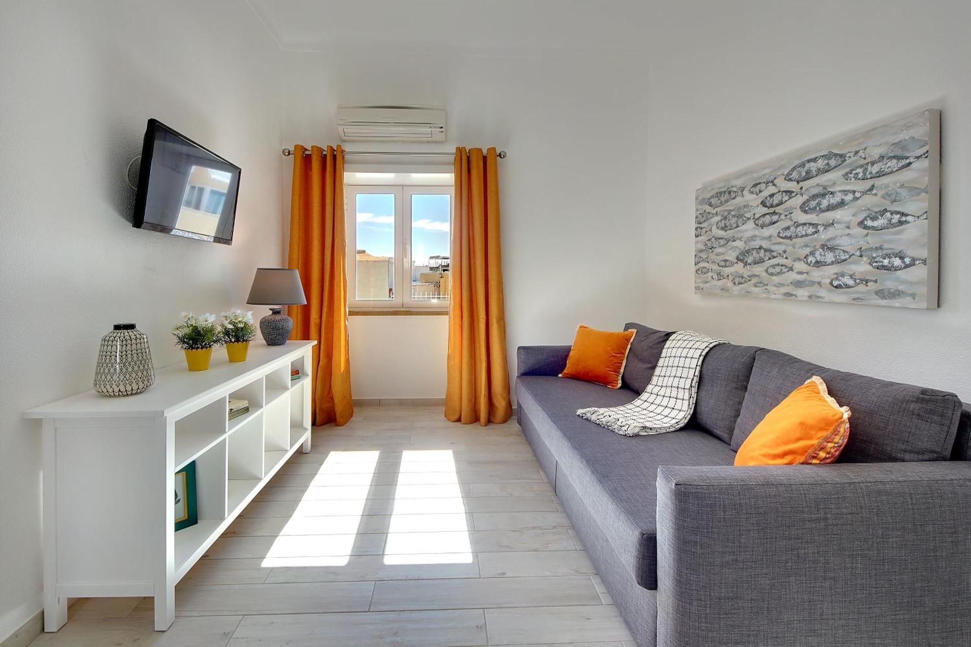 Apartamentos Tucha Albufeira Luaran gambar